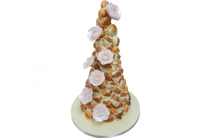 Wedding Profiterole Pyramid with Sugar Flowers